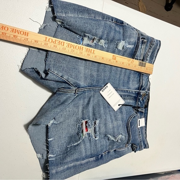 Judy Blue Serape Patch Mid Thigh Shorts Plus Size 1X M2 - Picture 8 of 9